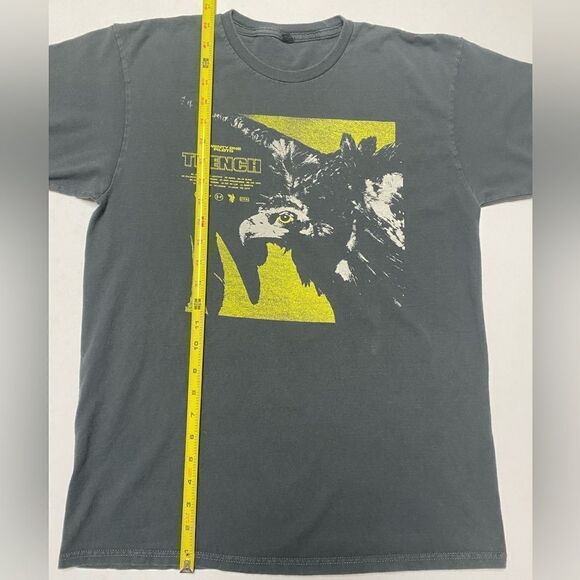 Twenty One Pilots Women’s Unisex Gray Trench Graphic Shirt Sz M - Picture 3 of 8